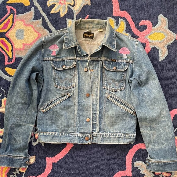 Meet your Posher, Shari - Picture 1 of 1